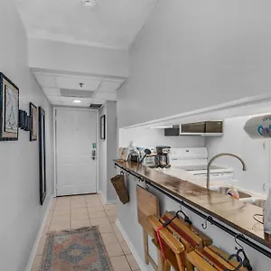 sunbird-609e.panamacity-beachhotels.com/